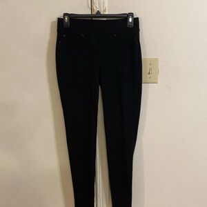 Women’s leggings, Size small, Color- Black, Brand: Seven7